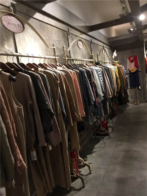 服装展示道具厂家